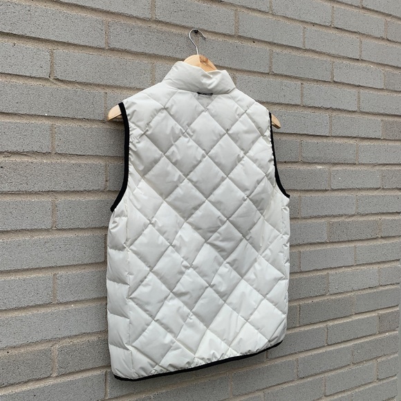 Aape Vest - Picture 8 of 16